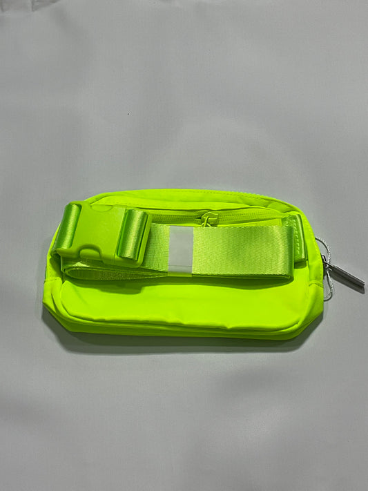 Tas Bucket Selempang Utilitas Alo Yoga - Hitam