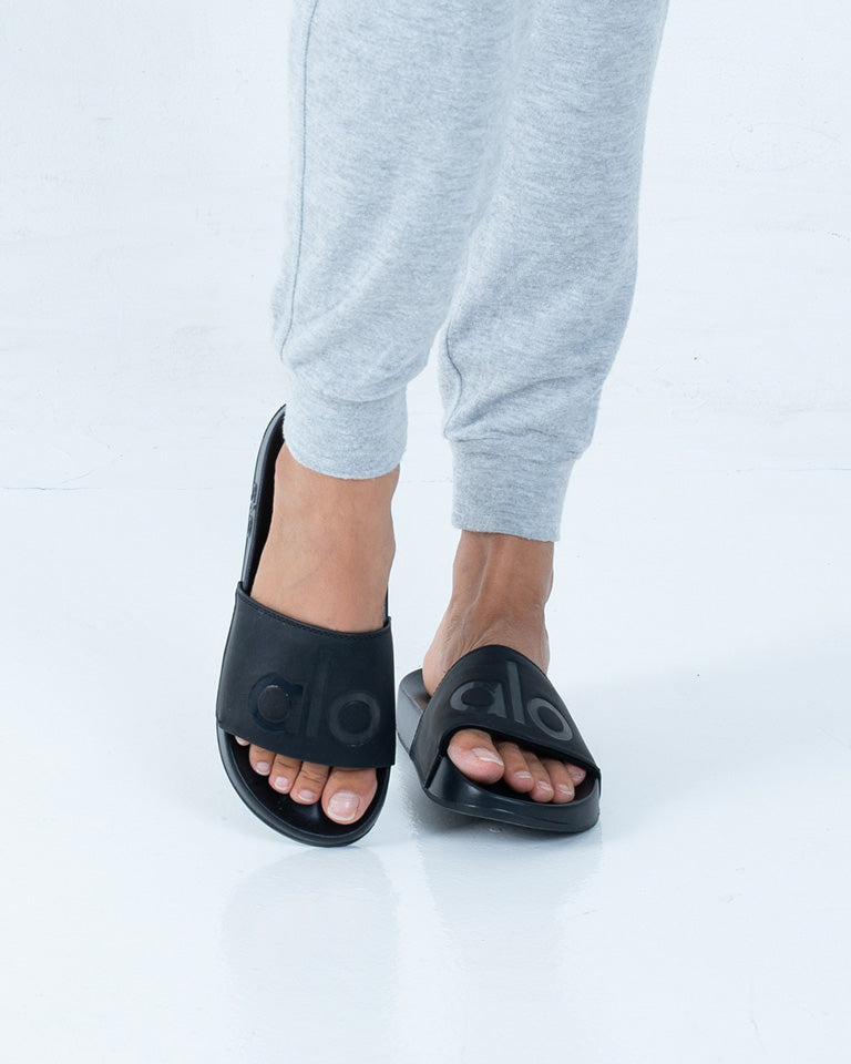 Alo Yoga 9 Women's It Slide 2 - Black/Black