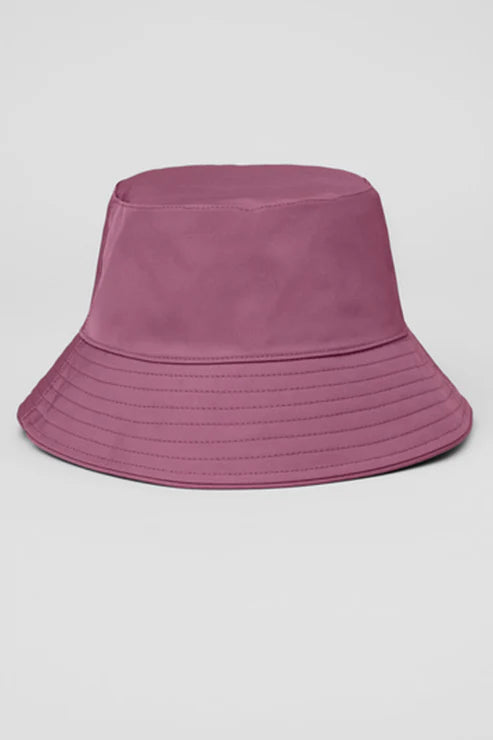 Topi Ember Tepi Pantai Alo Yoga Terry - Hitam