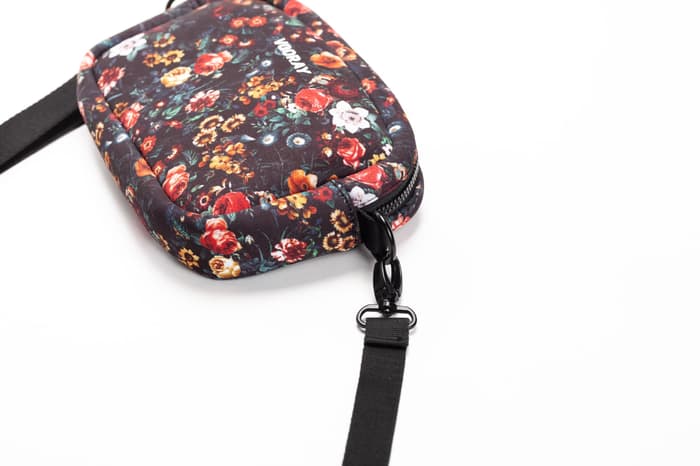 Vooray Side Kick - Garden Floral