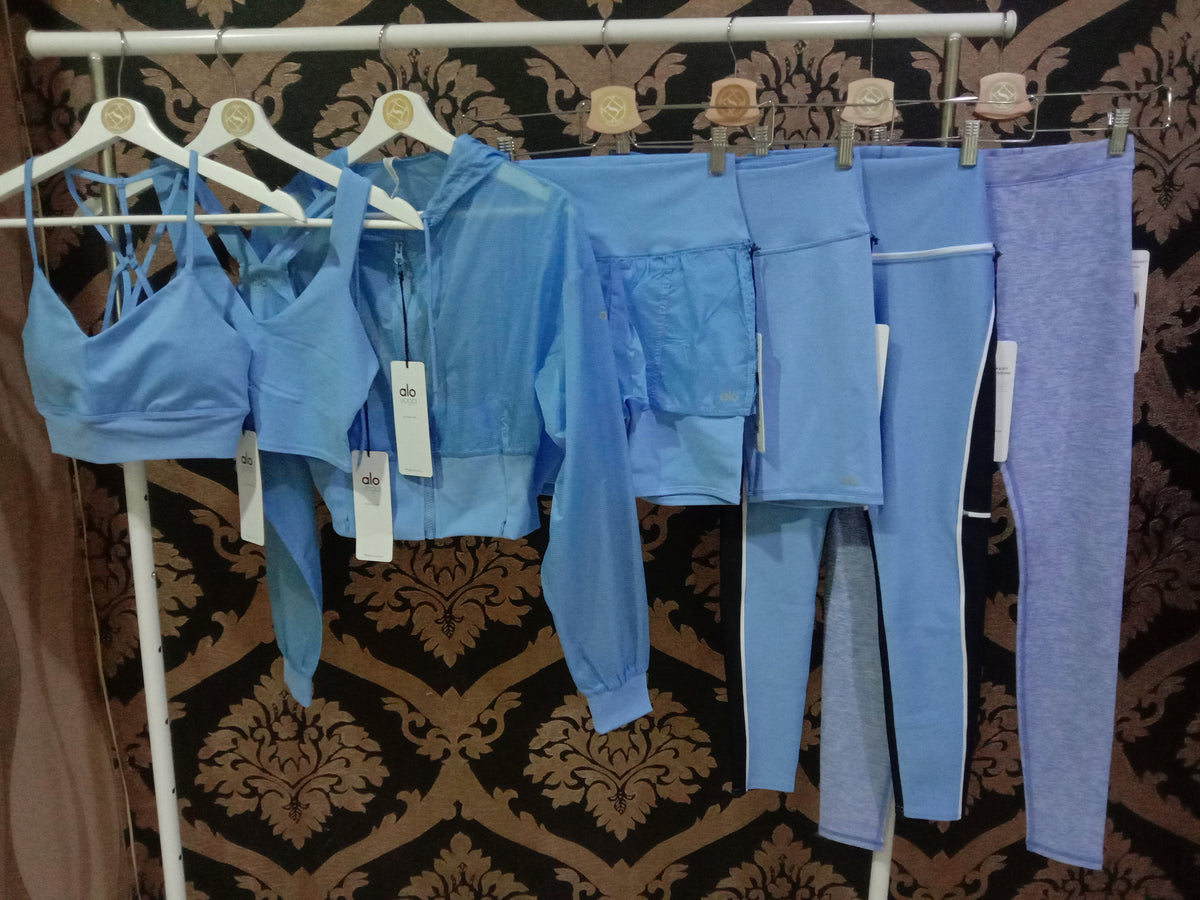 Alo Yoga Sirkuit Pendek Pinggang Tinggi KECIL - Marina