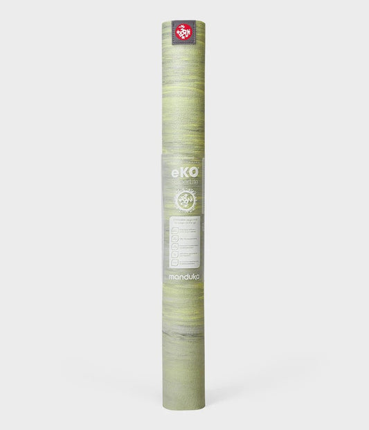 Matras Perjalanan SUPERLITE Manduka Eko® - Marmer Limelight