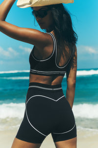 Alo Yoga Airbrush Heart Throb Short