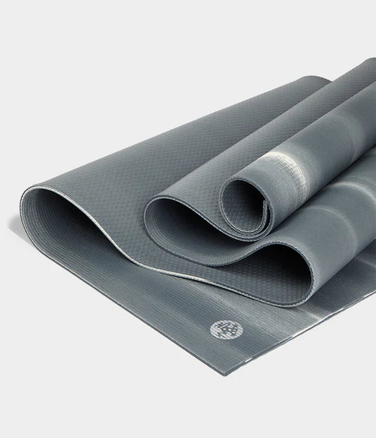 Manduka Pro 71" Yoga Mat 6mm - Bidang Warna Berlian