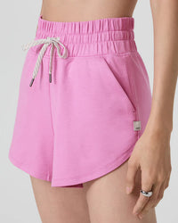 Rok Tenis Aces KECIL Alo Yoga - Limun Stroberi