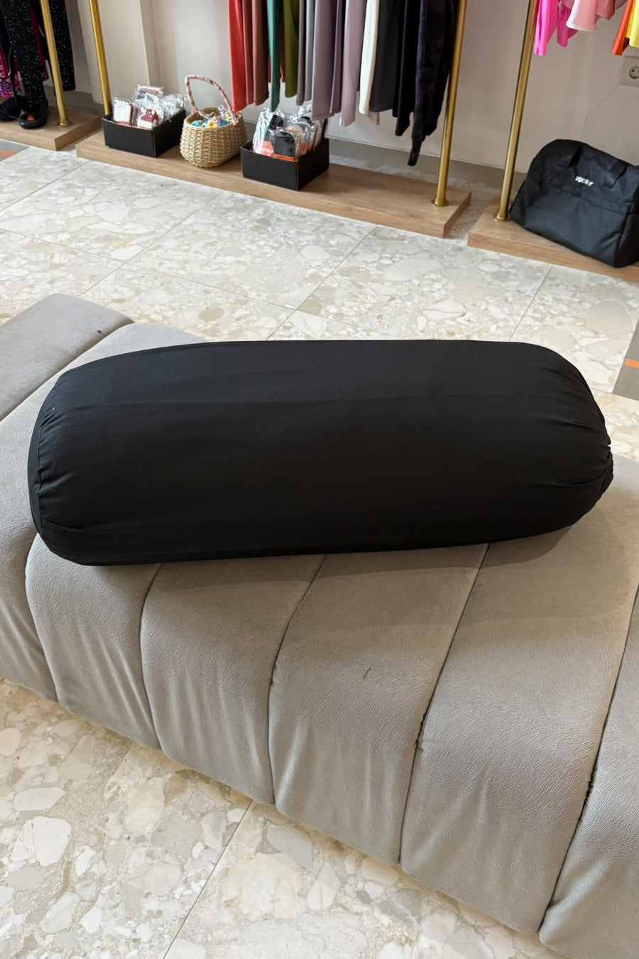 Guling Bulat Manduka Enlight™ - Tengah Malam