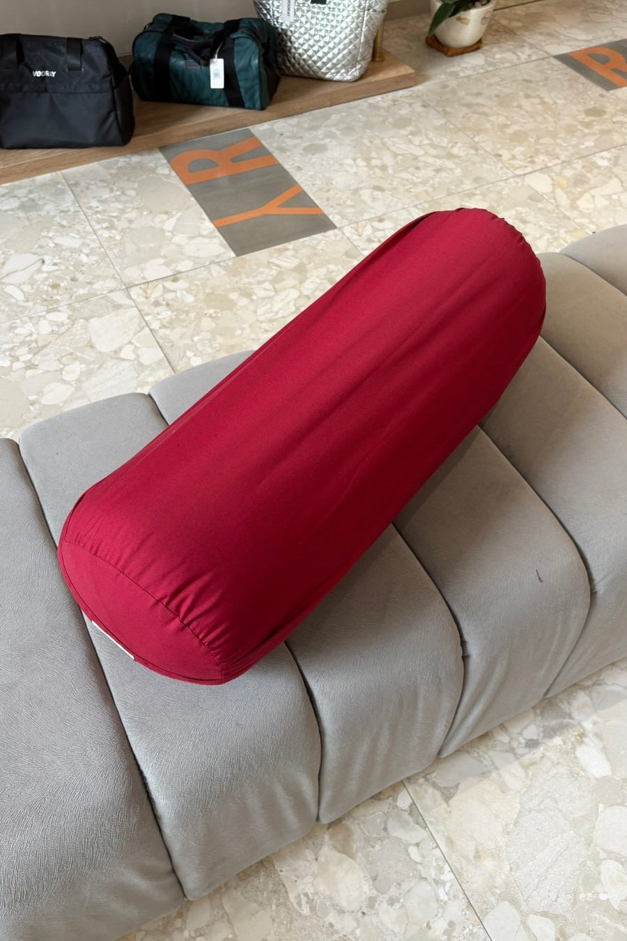 Guling Bulat Manduka Enlight™ - Tengah Malam