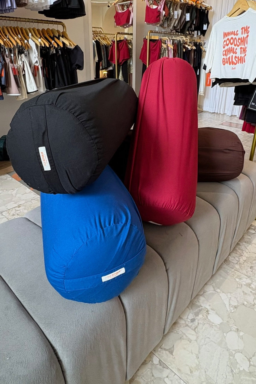 Guling Bulat Manduka Enlight™ - Tengah Malam