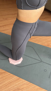 YR Knee Pads - Black Pink