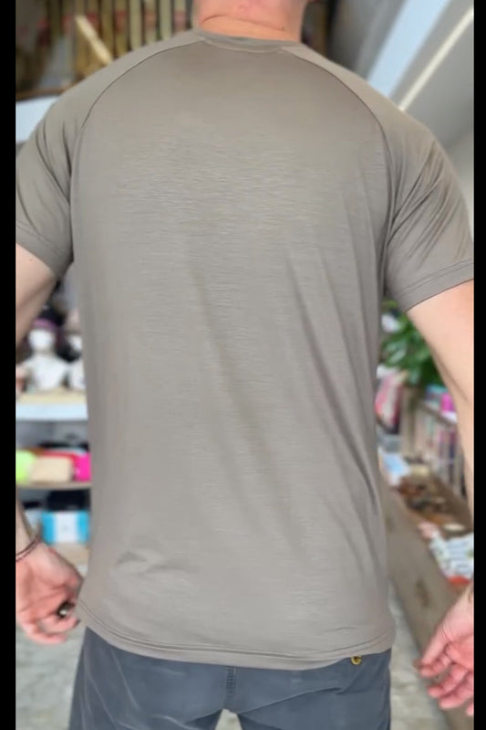 YR Men’s EcoVero T-shirt