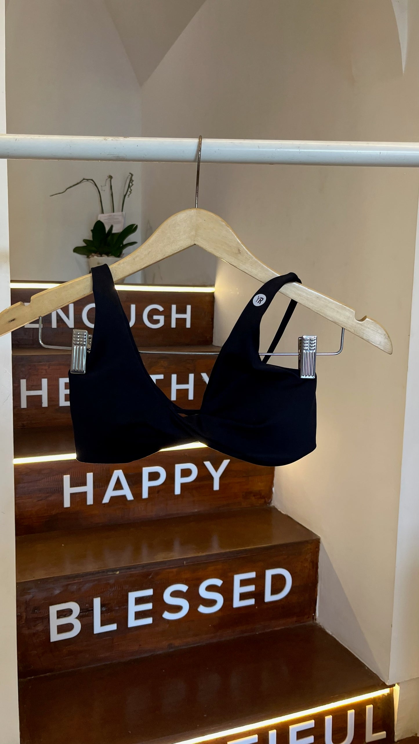 Rok Tenis Aces KECIL Alo Yoga - Limun Stroberi