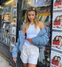 Alo Yoga XXS Accolade Keringat Pendek - Hitam