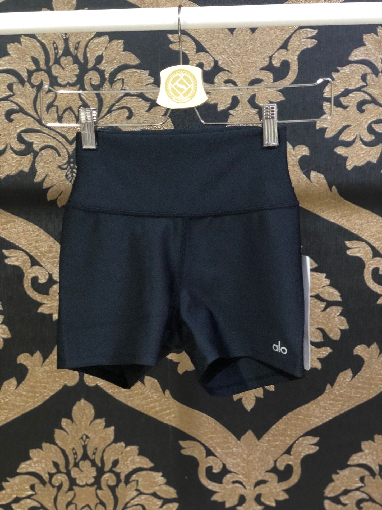 Alo Yoga XS High-Waist Airlift Short - Black