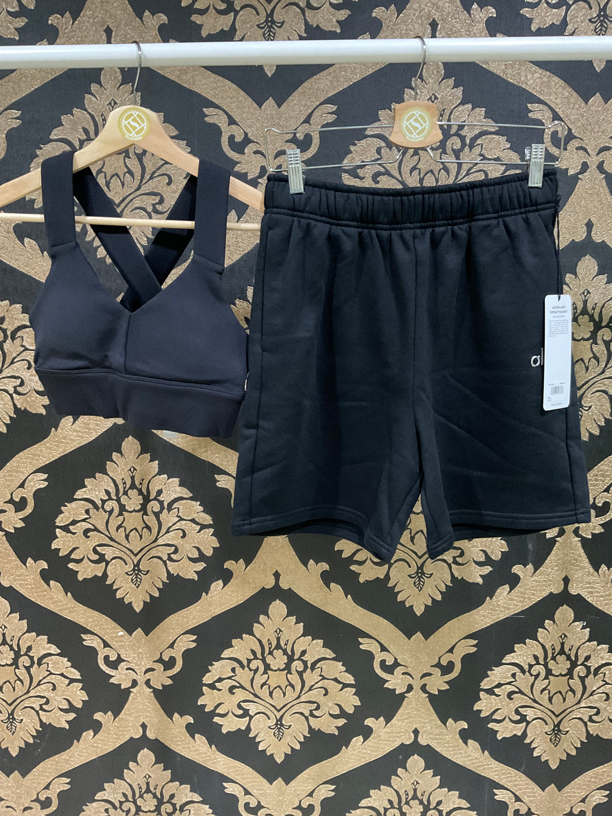 Alo Yoga XXS Accolade Sweat Short